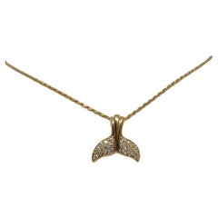 Pendentif d'aileron de dauphin en or jaune 14kt, .35cttw, 17mm x 16.3mm, F/G VS