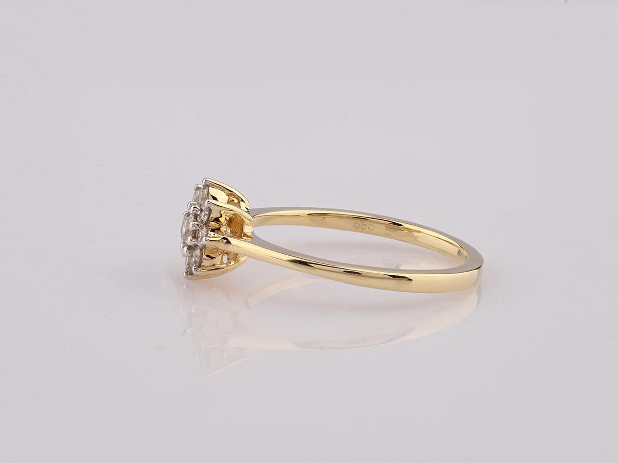 14KT Yellow Gold Diamond Flower Cluster Ring (Zeitgenössisch) im Angebot