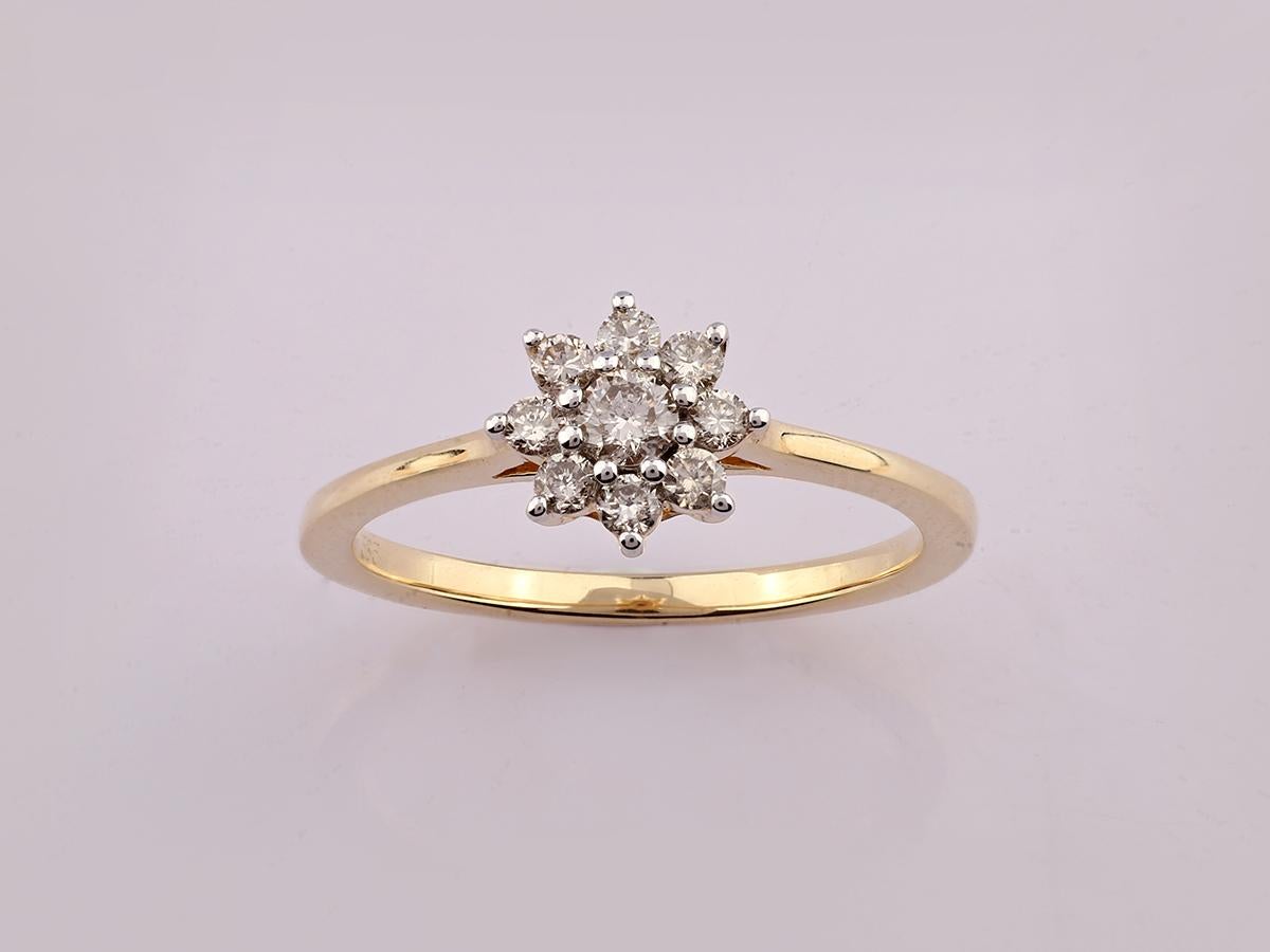 14KT Yellow Gold Diamond Flower Cluster Ring im Angebot 1