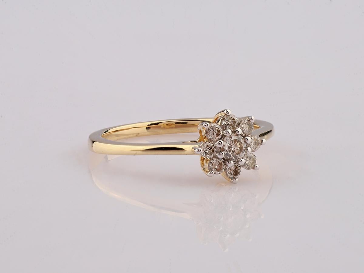 14KT Yellow Gold Diamond Flower Cluster Ring im Angebot 2