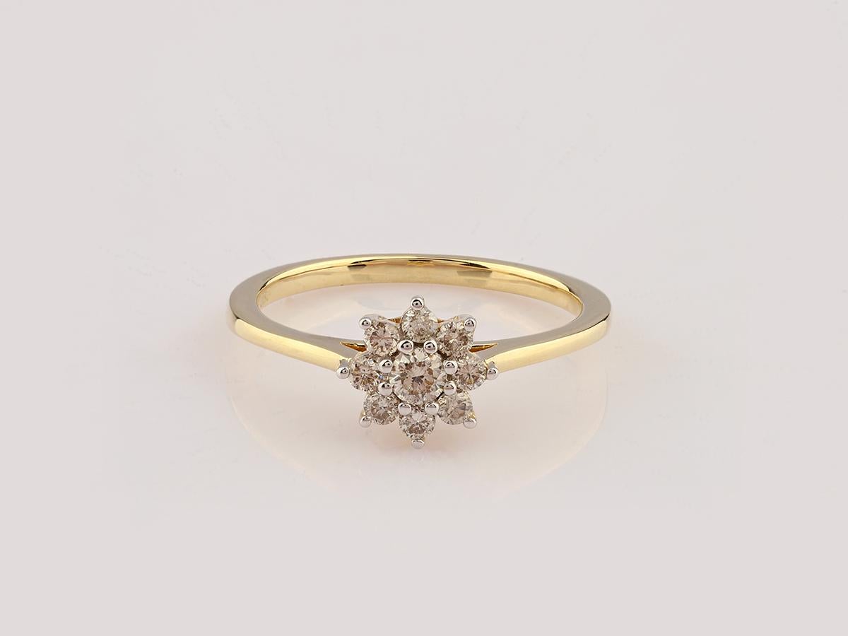 14KT Yellow Gold Diamond Flower Cluster Ring im Angebot 3