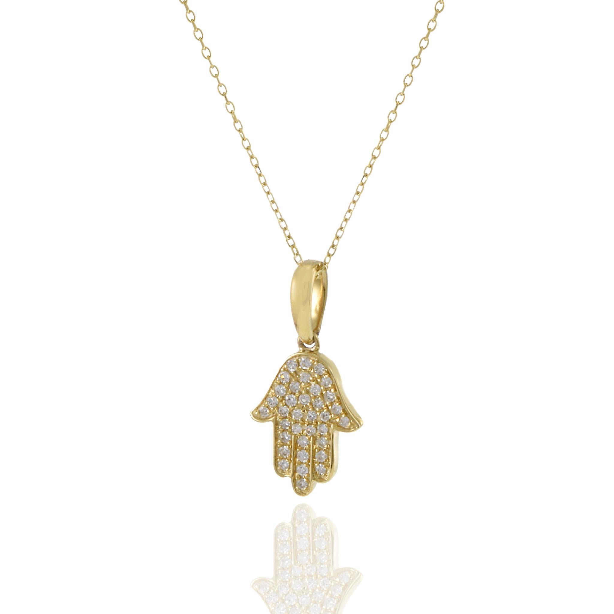 14KT Yellow Gold Diamond Hamsa Pendant Necklace In New Condition For Sale In New York, NY