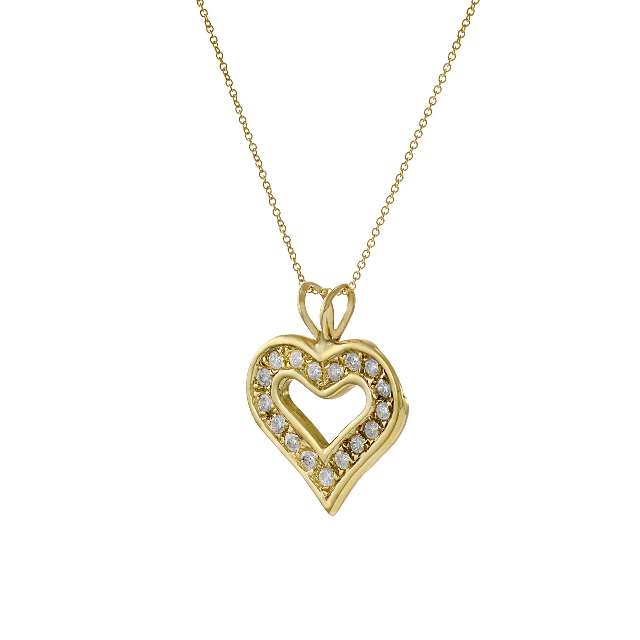 Round Cut 14KT Yellow Gold Diamond Heart Pendant Necklace For Sale