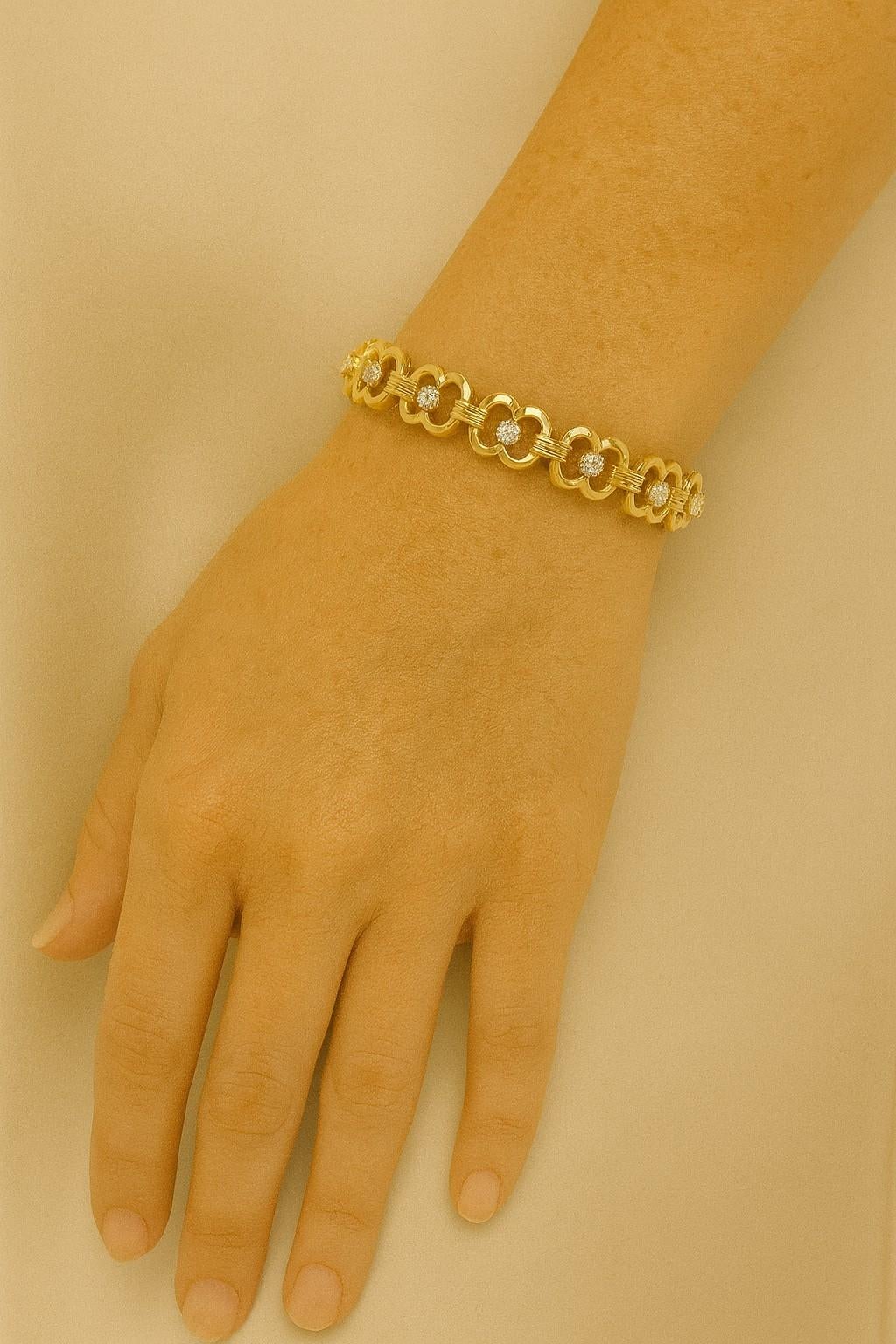 Round Cut 14kt Yellow Gold Diamond Link Bracelet – 7