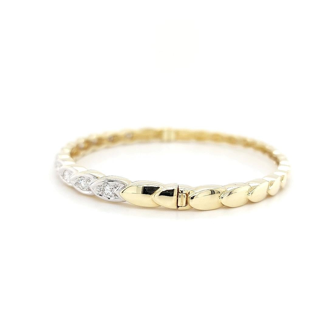 Modern 14kt Yellow Gold Diamond Loose Braid Fancy Hinged Bangle Bracelet For Sale