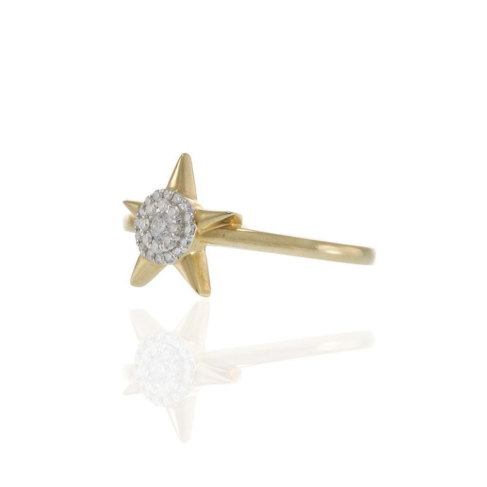 Anello a grappolo di diamanti in oro giallo 14KT In condizioni Nuovo in vendita a New York, NY