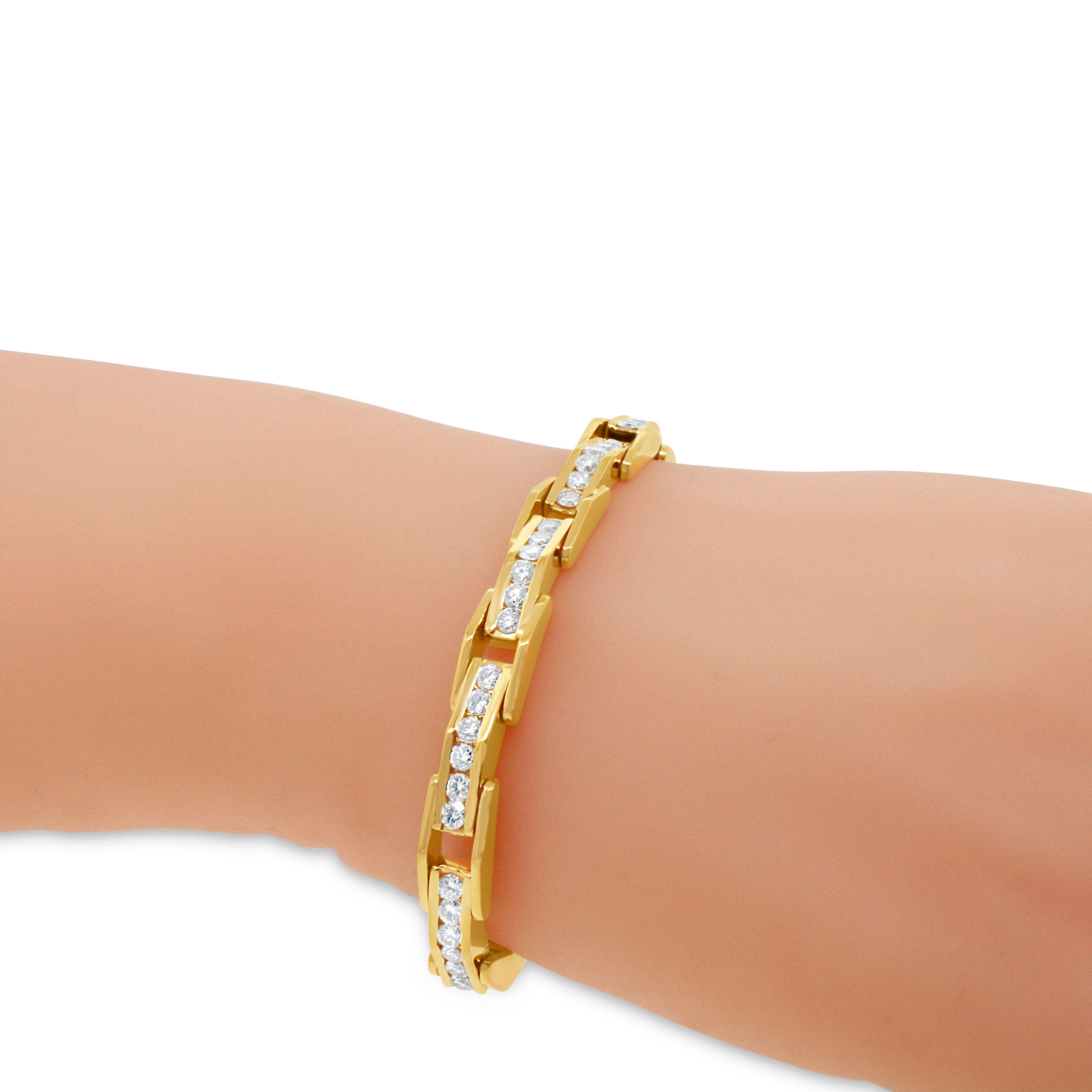 Tennisarmband aus 14 Karat Gelbgold mit Diamanten im Zustand „Hervorragend“ in New York, NY