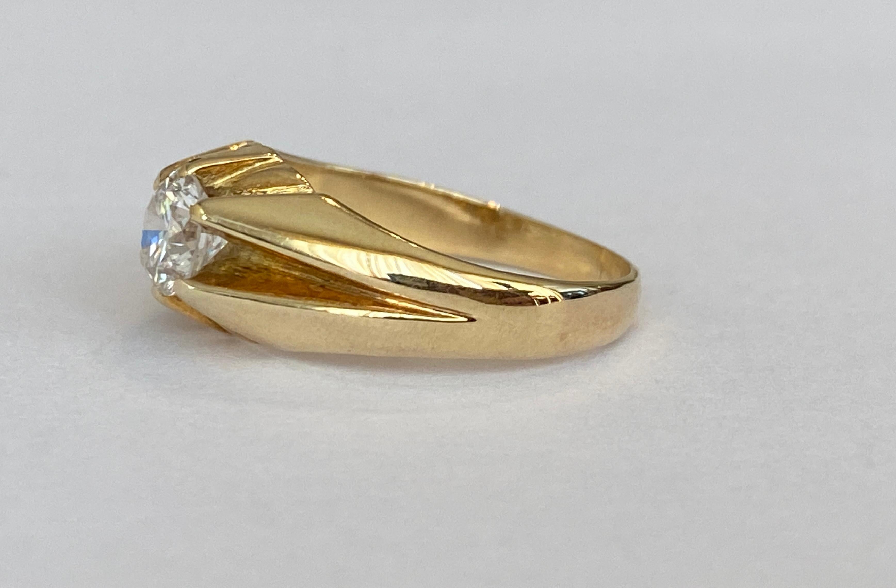 Solitario a cupola in oro giallo 14kt.  Anello con diamante di circa 0,65 carati In condizioni buone in vendita a AMSTERDAM, NL