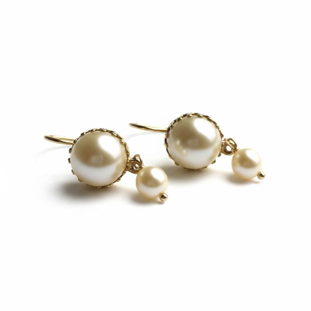 Donna Orecchini a cerchio con perle a doppia goccia in oro giallo 14kt in vendita