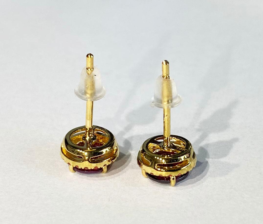 14 Karat Gelbgold Ohrringe mit Rhodolith Granat & orangefarbenem Saphir im Angebot 11