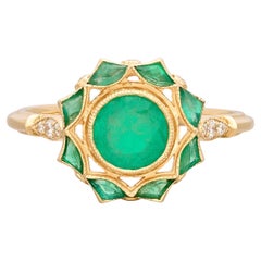 14kt Yellow Gold Emerald 
Diamond Starburst Ring