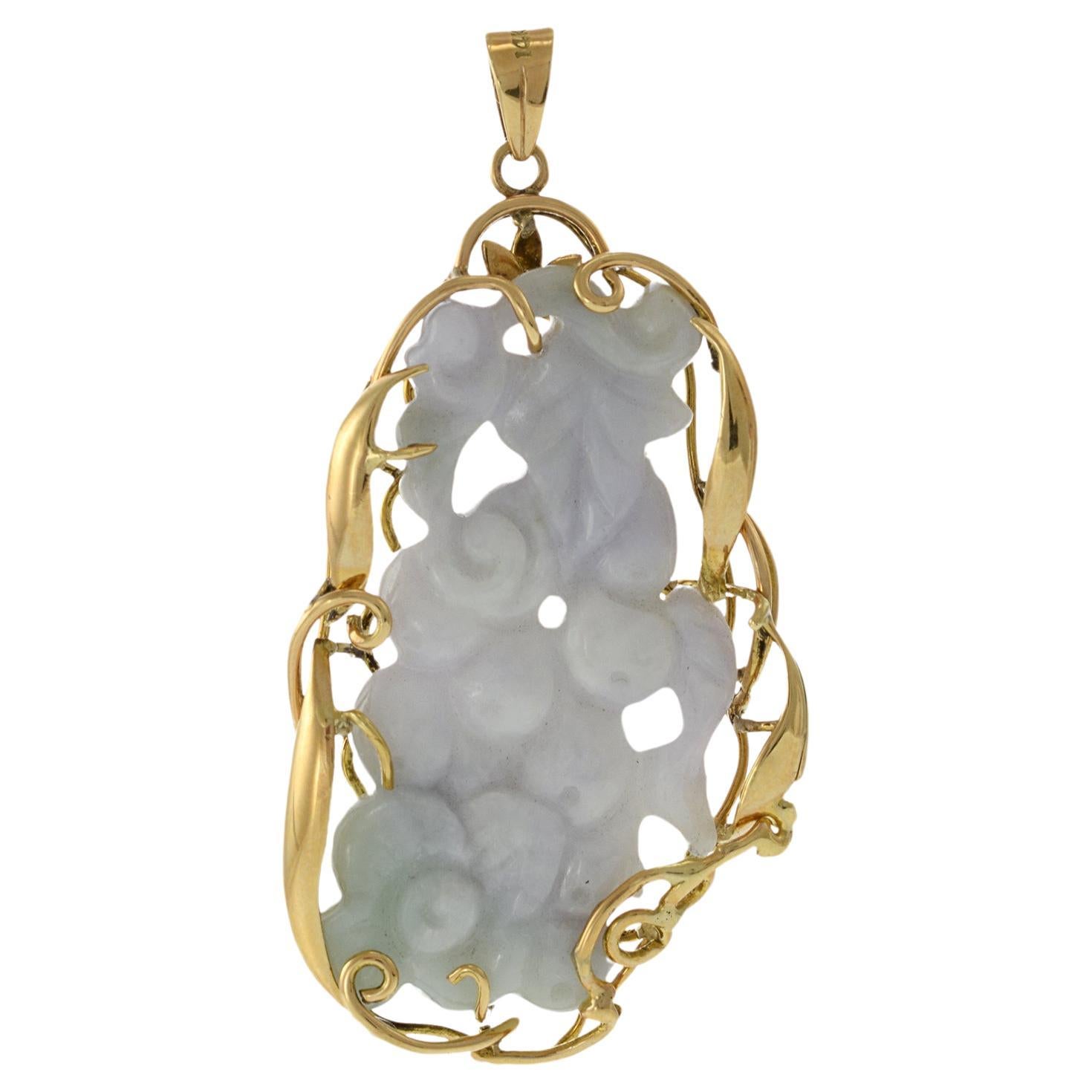 14KT Yellow Gold Estate Genuine White and Green Jade Carving Pendant