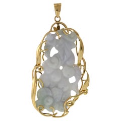 14KT Yellow Gold Estate Genuine White and Green Jade Carving Pendant