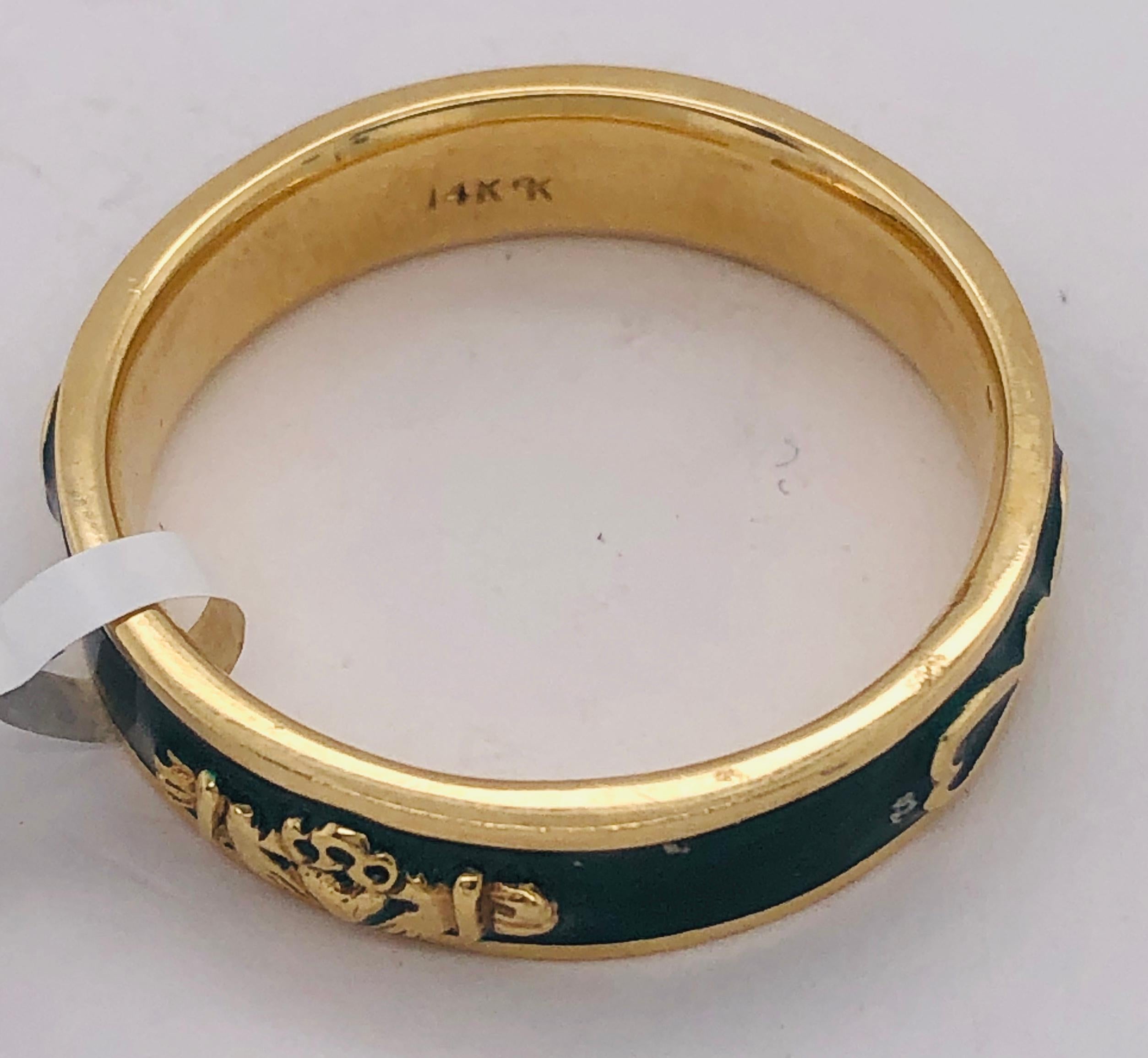 Women's or Men's 14 Karat Yellow Gold Fashion Ring For Sale