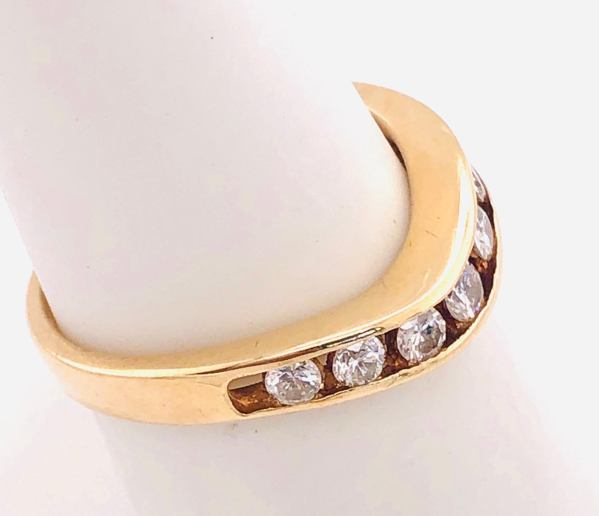 14 Karat Yellow Gold Freestyle Ring Bridal Wedding Band 7 Diamonds 0.50 TDW In Good Condition For Sale In Stamford, CT