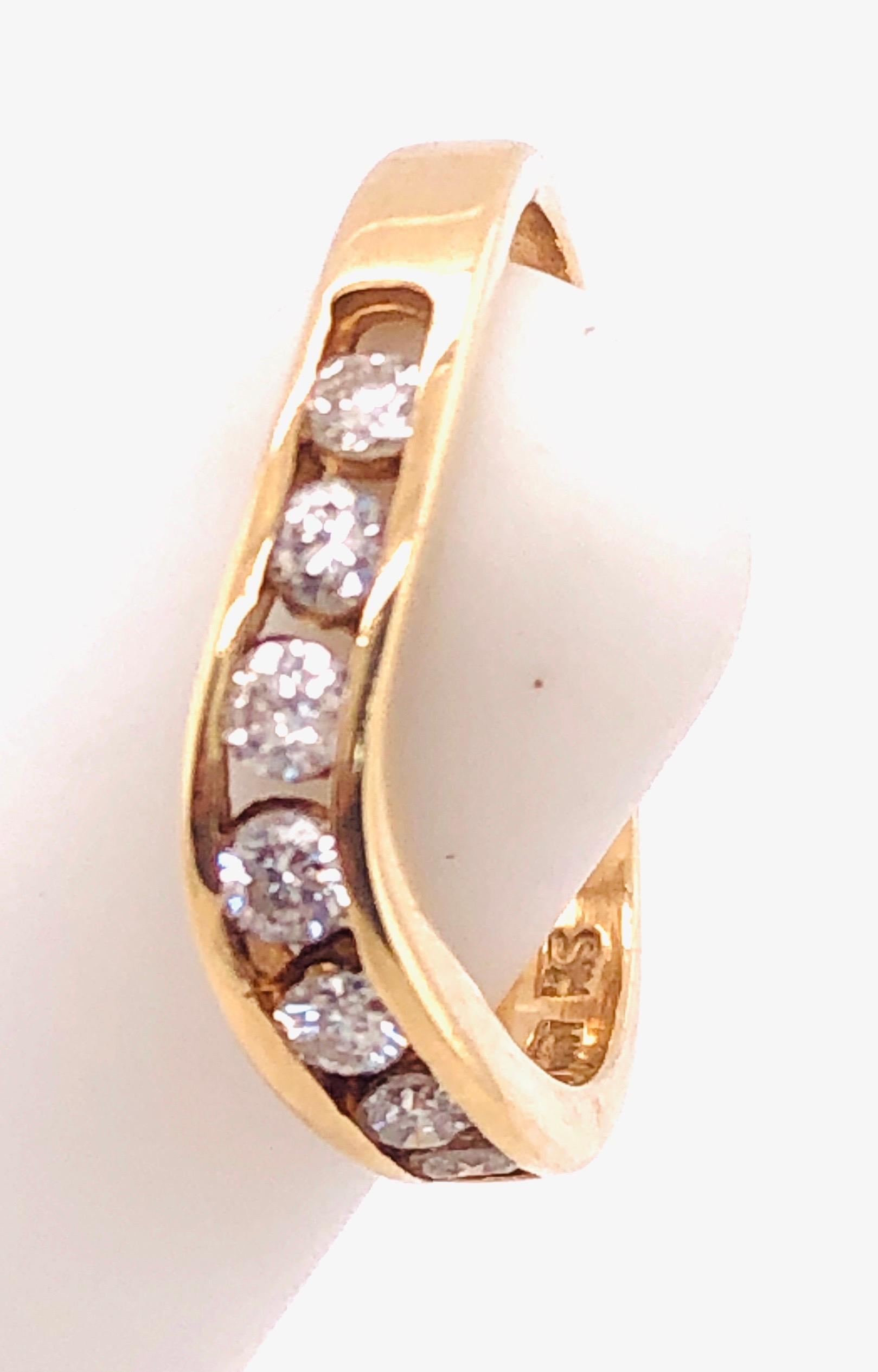 Women's or Men's 14 Karat Yellow Gold Freestyle Ring Bridal Wedding Band 7 Diamonds 0.50 TDW For Sale