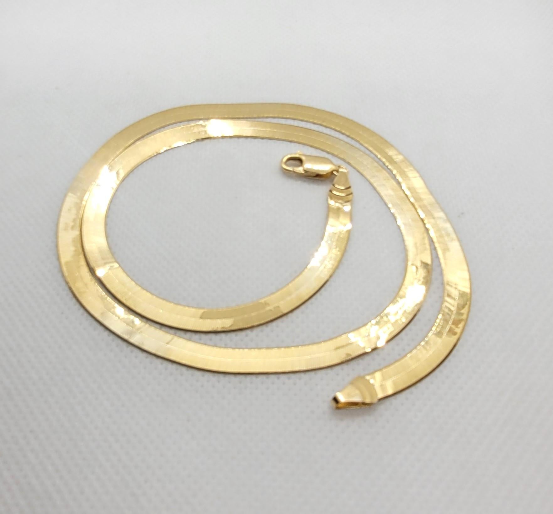 14k gold herringbone necklace made in italy