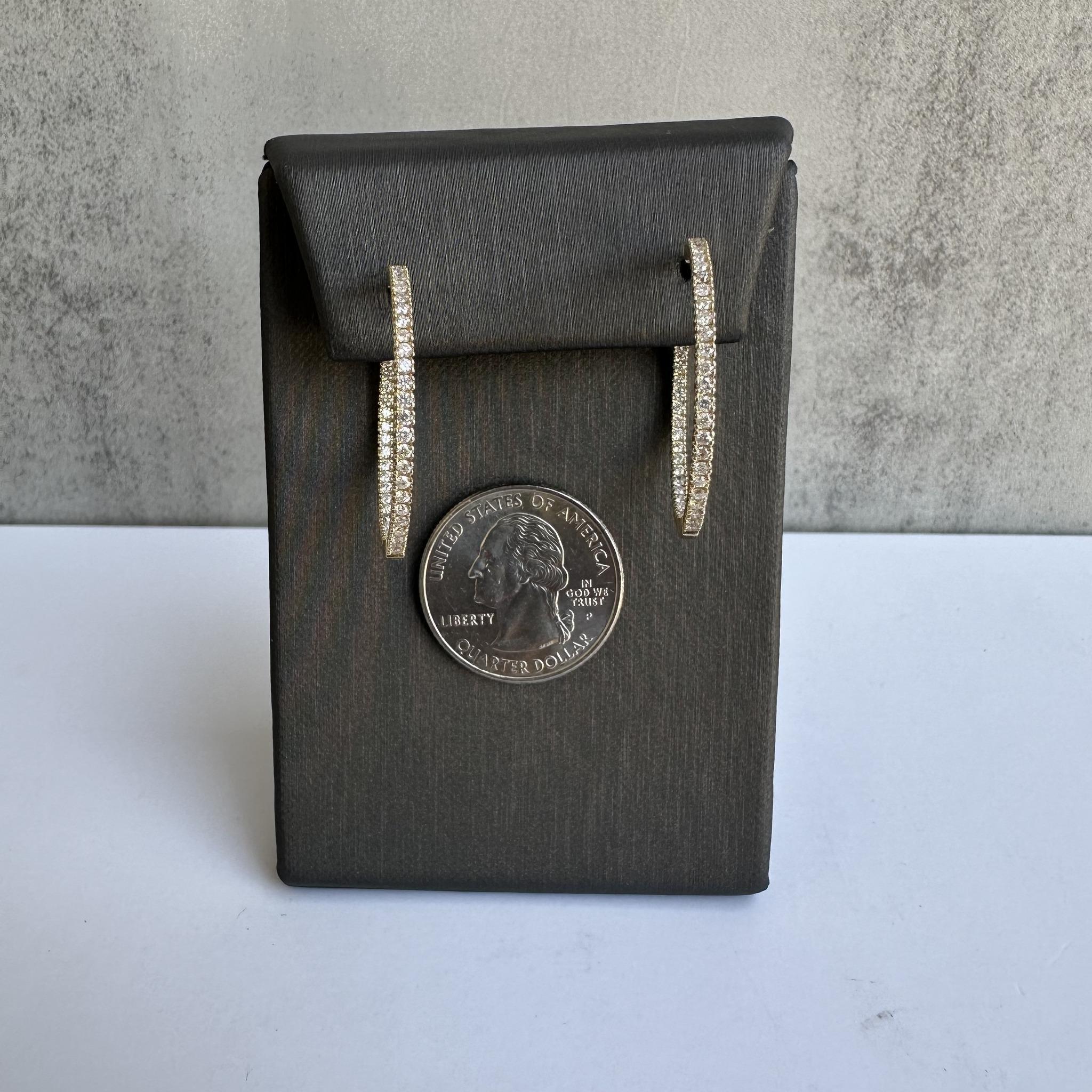 14kt Yellow Gold Inside/Outside Diamond Hoops - 1.10ctw GH SI Diamonds, 1 Inch In New Condition For Sale In West Hempstead, NY