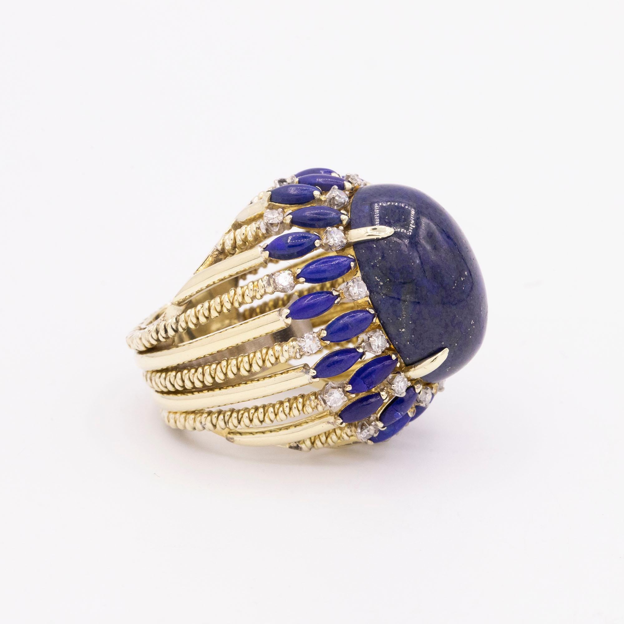 14 Karat Yellow Gold Lapis and Diamond Cocktail Ring In Excellent Condition In Princeton, NJ