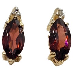 Pendientes de oro amarillo de 14 quilates con granate de Mozambique y diamantes, postes de fricción