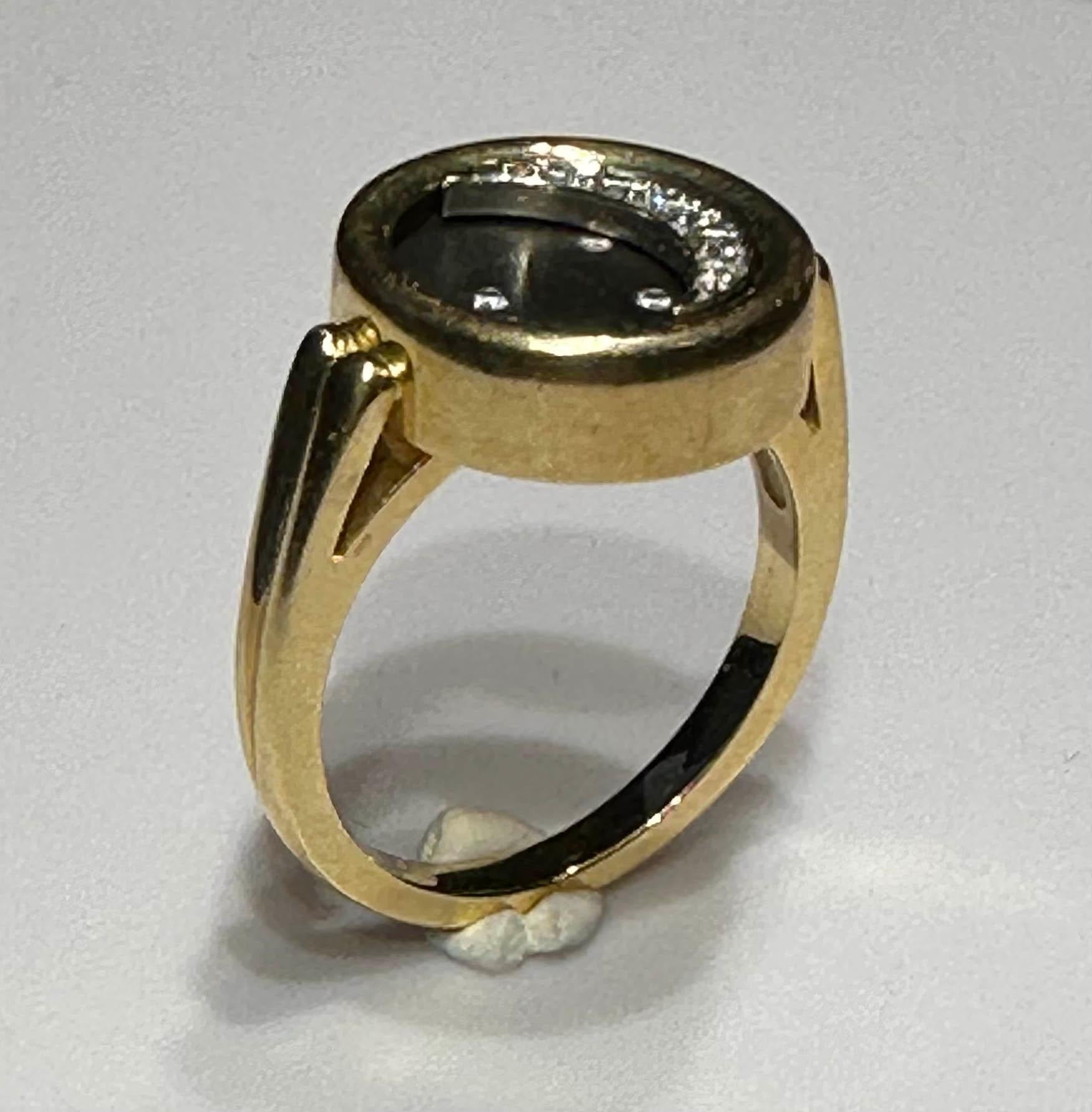 14kt Yellow Gold Moon Ring with Diamonds For Sale 6