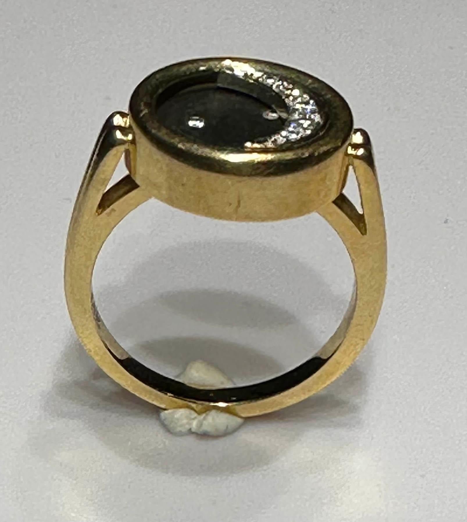 14kt Yellow Gold Moon Ring with Diamonds For Sale 7