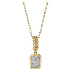 Pendentif à maillons cubains en or jaune 14KT avec diamants multi-tailles