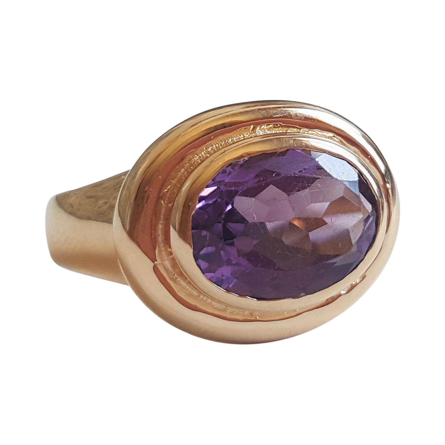 14kt Yellow Gold Oval Amethyst Ring Bezel Set East-West, Size 9, 12 Grams