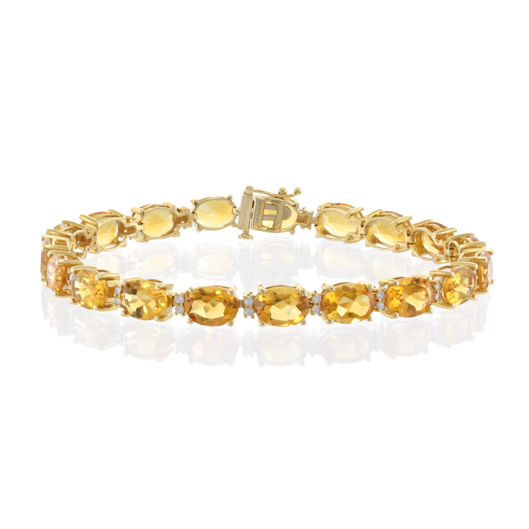 This 14KT yellow gold bracelet features 21.42CT-TW of oval-cut citrines, radiating a warm golden hue. Complementing the citrines are 0.44CT-TW of round-cut diamonds, adding brilliance and contrast to the design. Weighing 13.71 grams, this bracelet