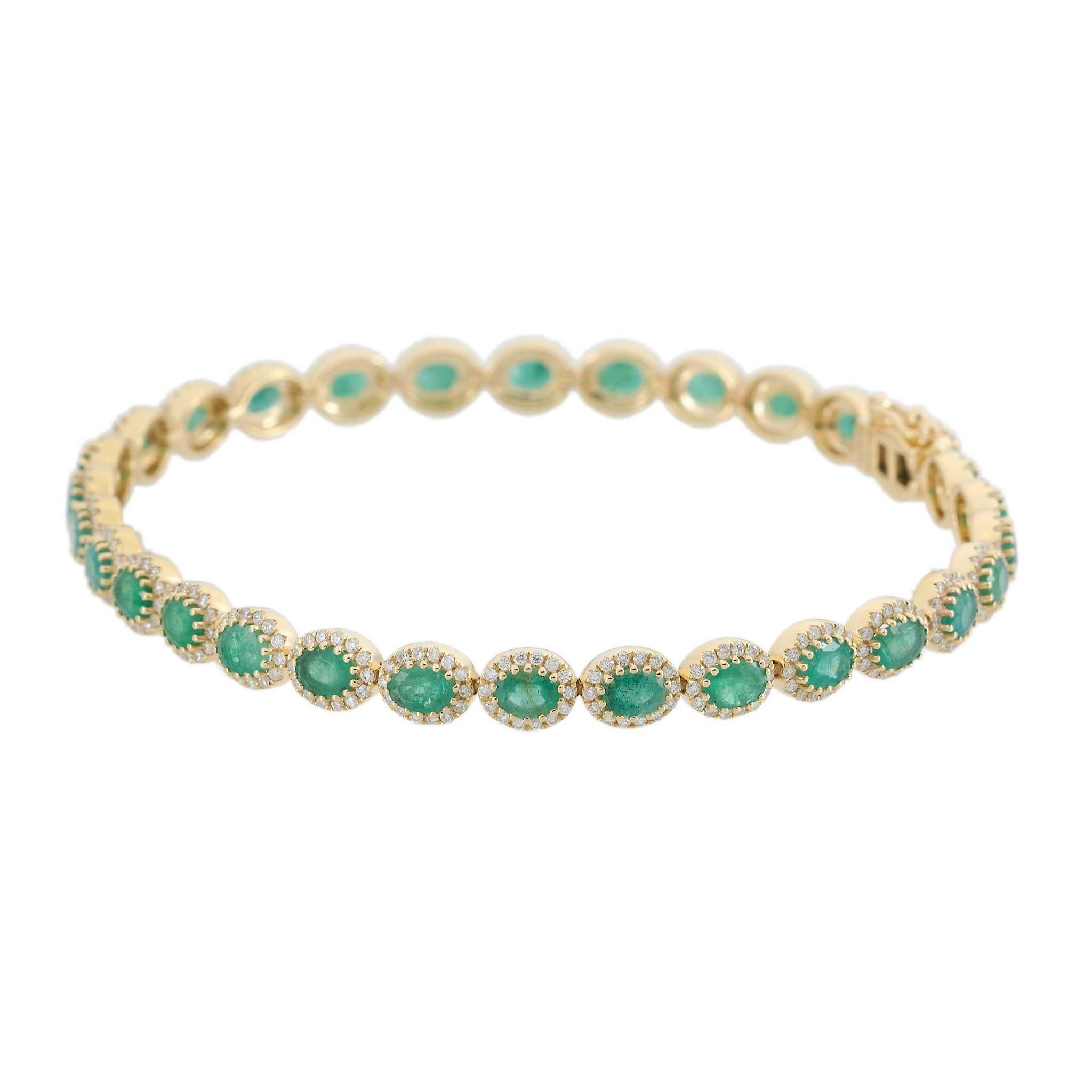 Taille ovale Bracelet de tennis en or jaune 14KT avec émeraudes et diamants de taille ovale en vente