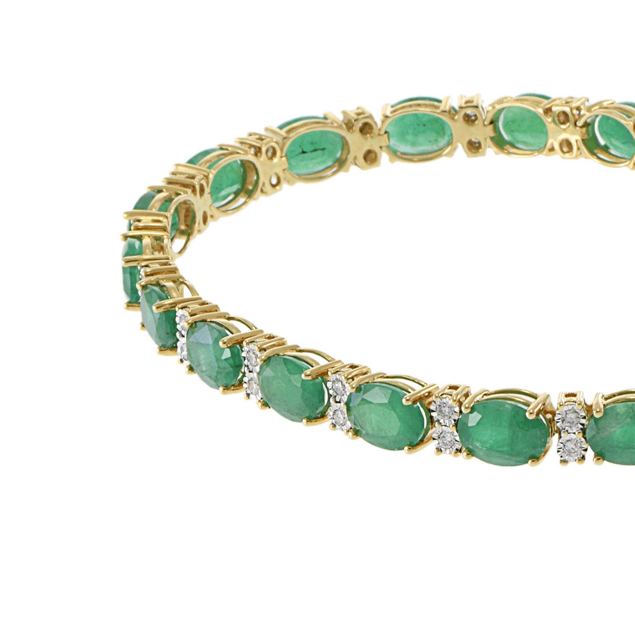 This 14KT yellow gold bracelet showcases 15.00CT-TW of vibrant oval-cut emeralds, each set to highlight its rich green hue. Accentuating the emeralds are 0.50CT-TW of round-cut diamonds (G-H/SI clarity), adding a brilliant contrast. Designed for