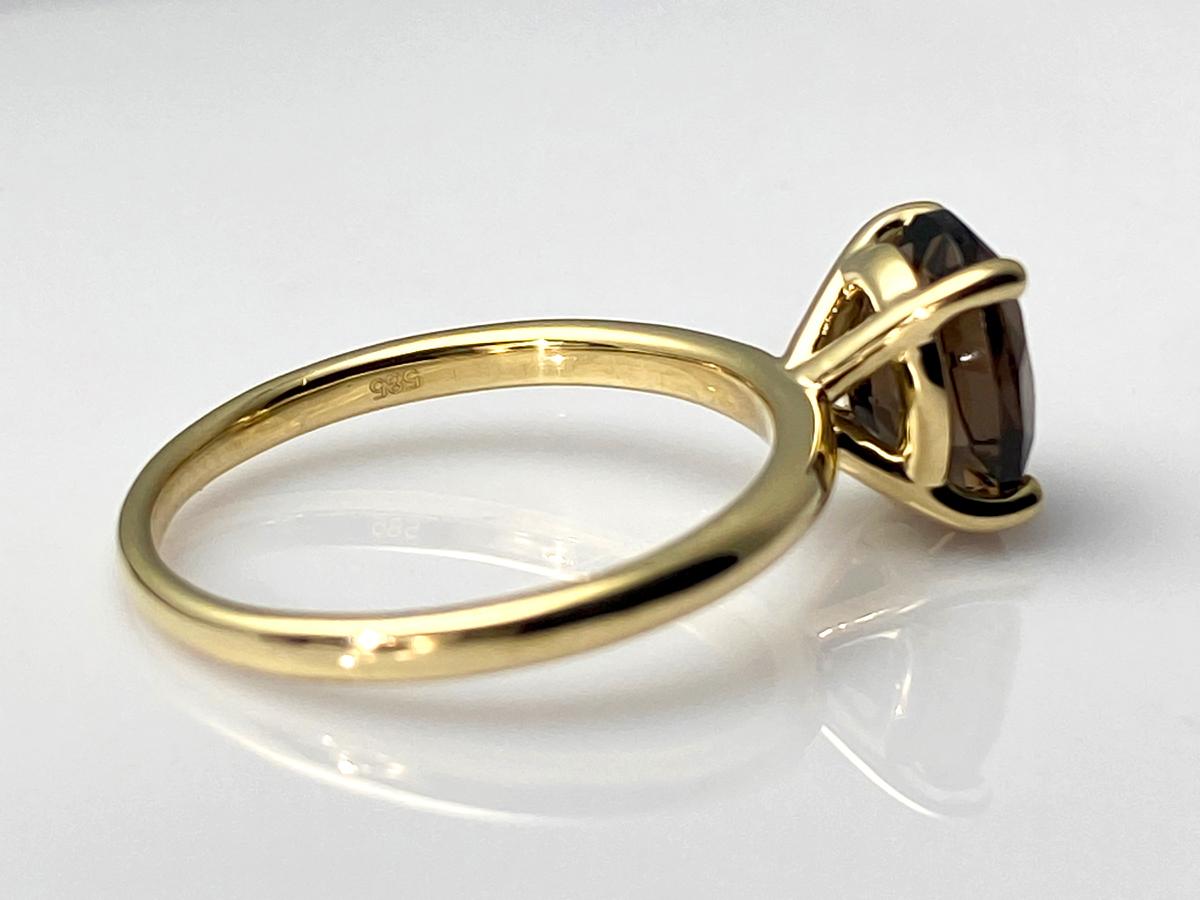 Bague en or jaune 14KT avec quartz fumé ovale Pour femmes en vente