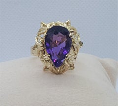 14kt Yellow Gold Pear Shaped Amethyst Ring, Floral Textured Design, Size 7.25