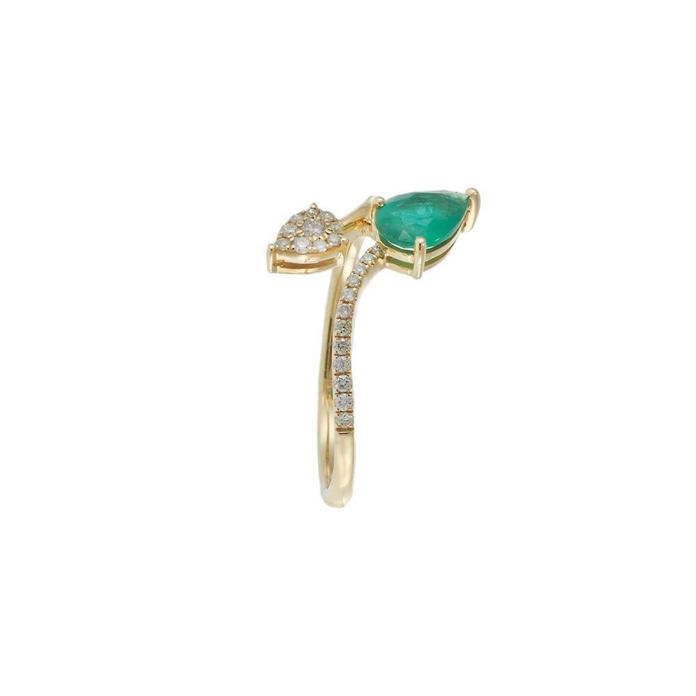 14KT Yellow Gold Pear-Shaped Emerald & Diamond Fancy Petal Ring For Sale 1