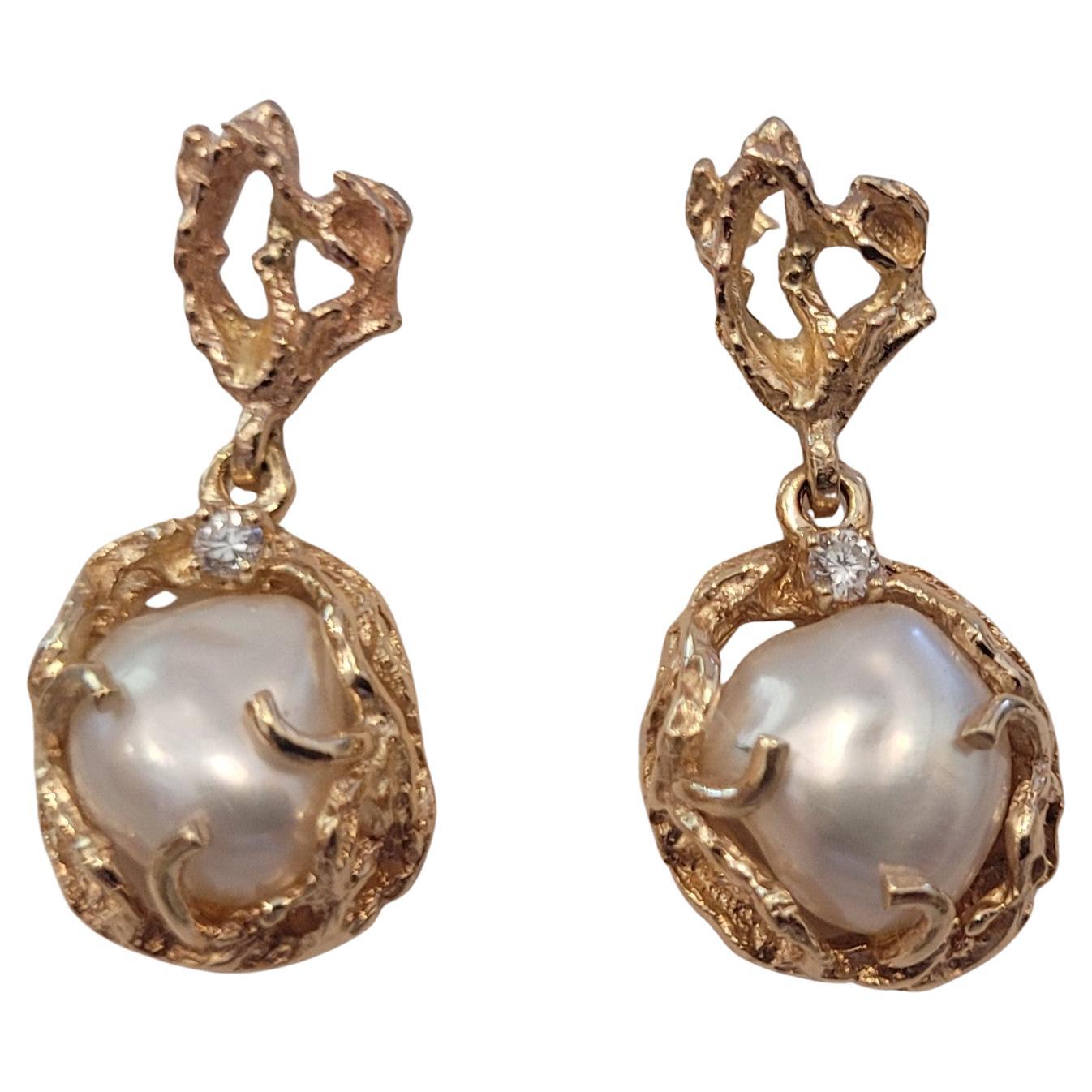 14kt Yellow Gold Pearl Diamond Gold Nugget Screw Back Earrings, .04ct, 6.4 grams For Sale