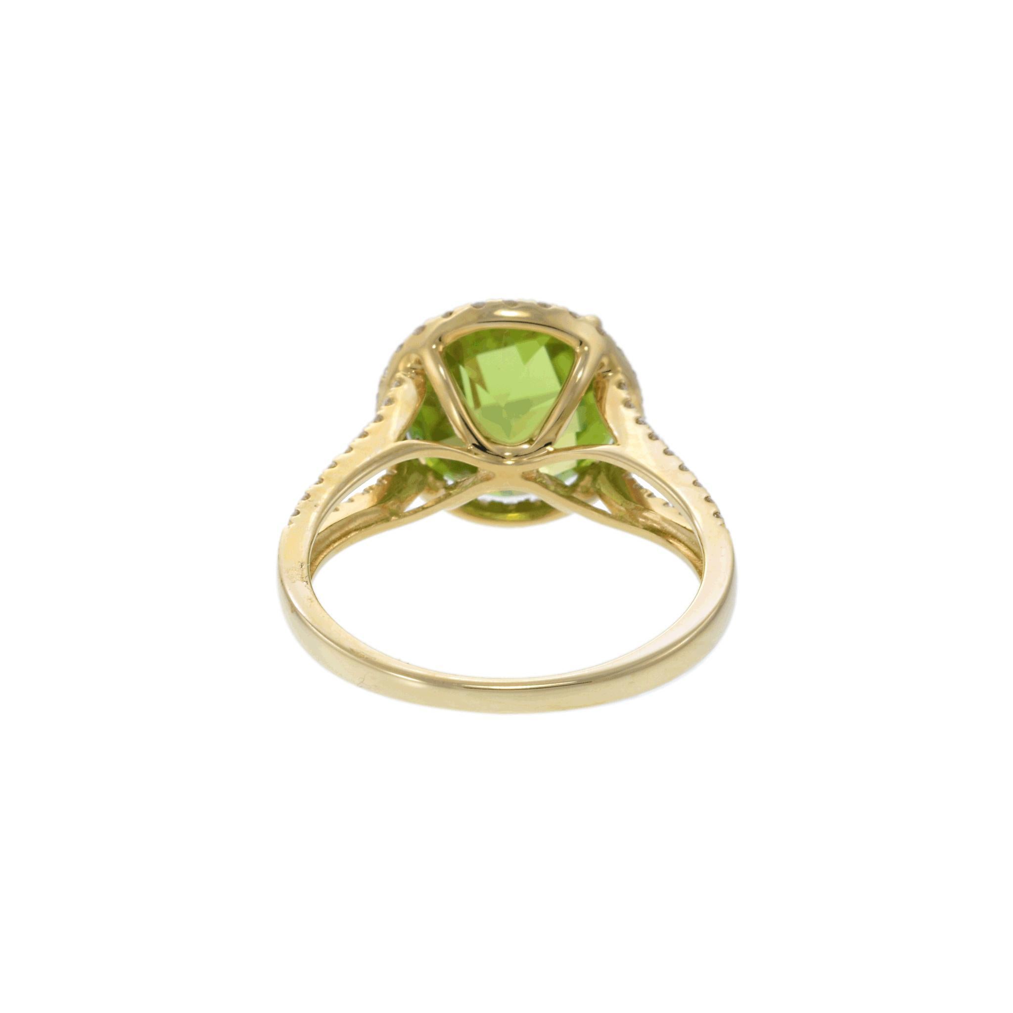 14KT Yellow Gold Peridot and Diamond Ring in vendita 5
