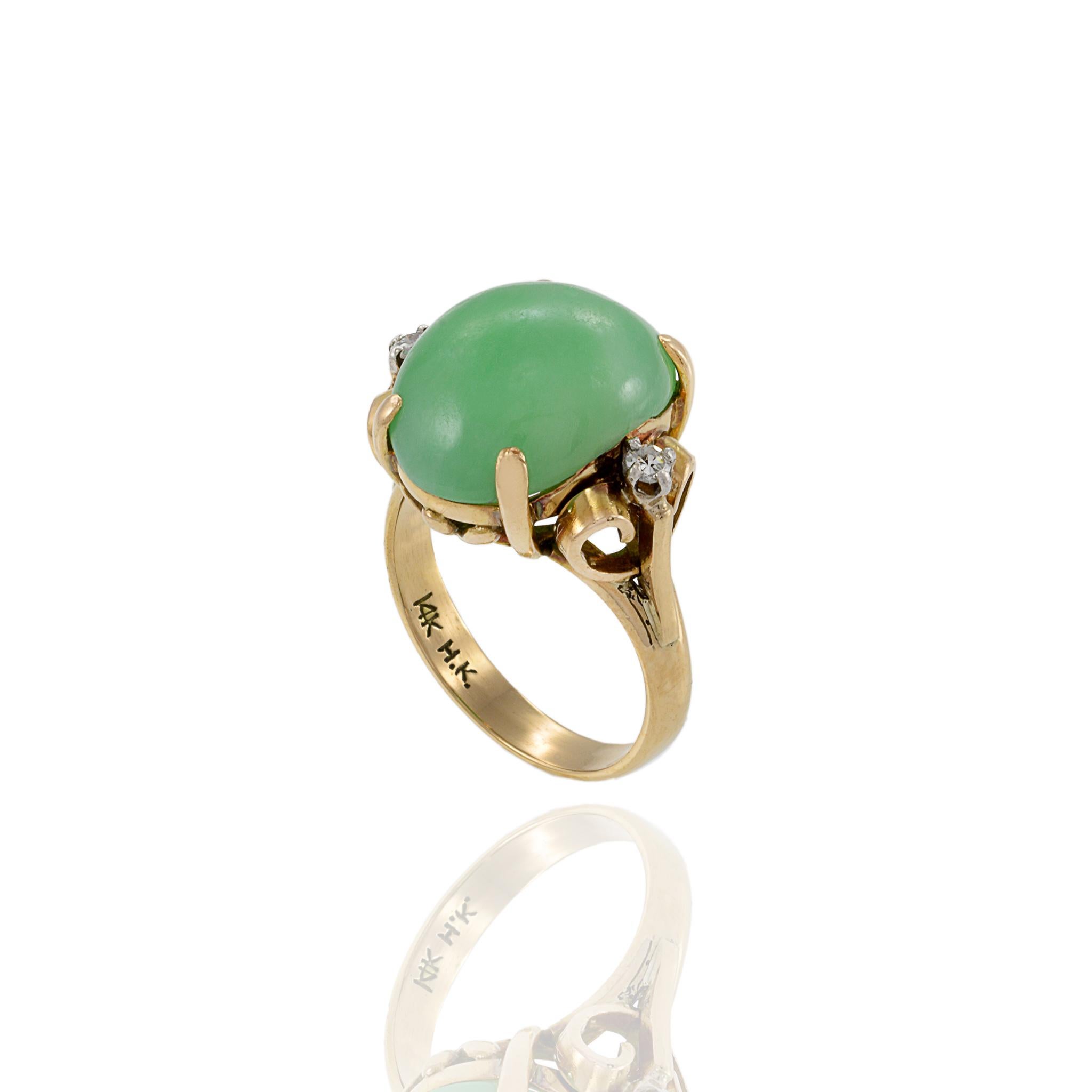 14KT Yellow Gold Retro Era Jade And Diamond Ring For Sale 1