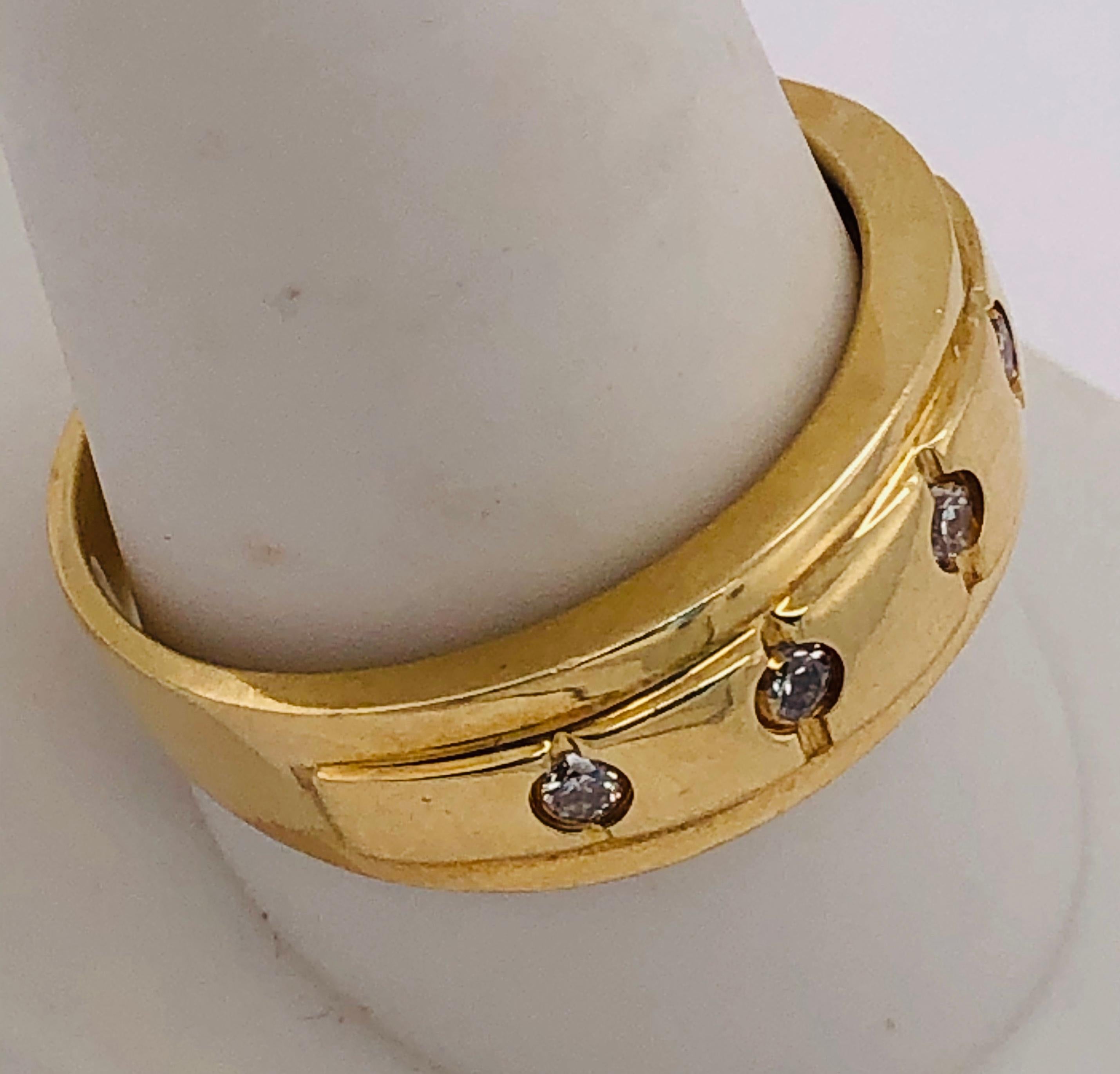 Women's or Men's 14 Karat Yellow Gold Ring Wedding Band with Five Diamonds .35 Carat For Sale