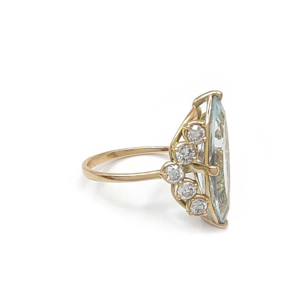 Certified Aquamarine Diamond Cocktail Ring in 14K Gold - Resizable, Perfect Gift For Sale 5