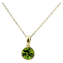 14KT Yellow Gold Round Cut Peridot Bezel Solitaire Pendant Necklace