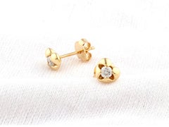 14KT Yellow Gold Round Diamond Love Solitaire Gold Heart Stud Earring