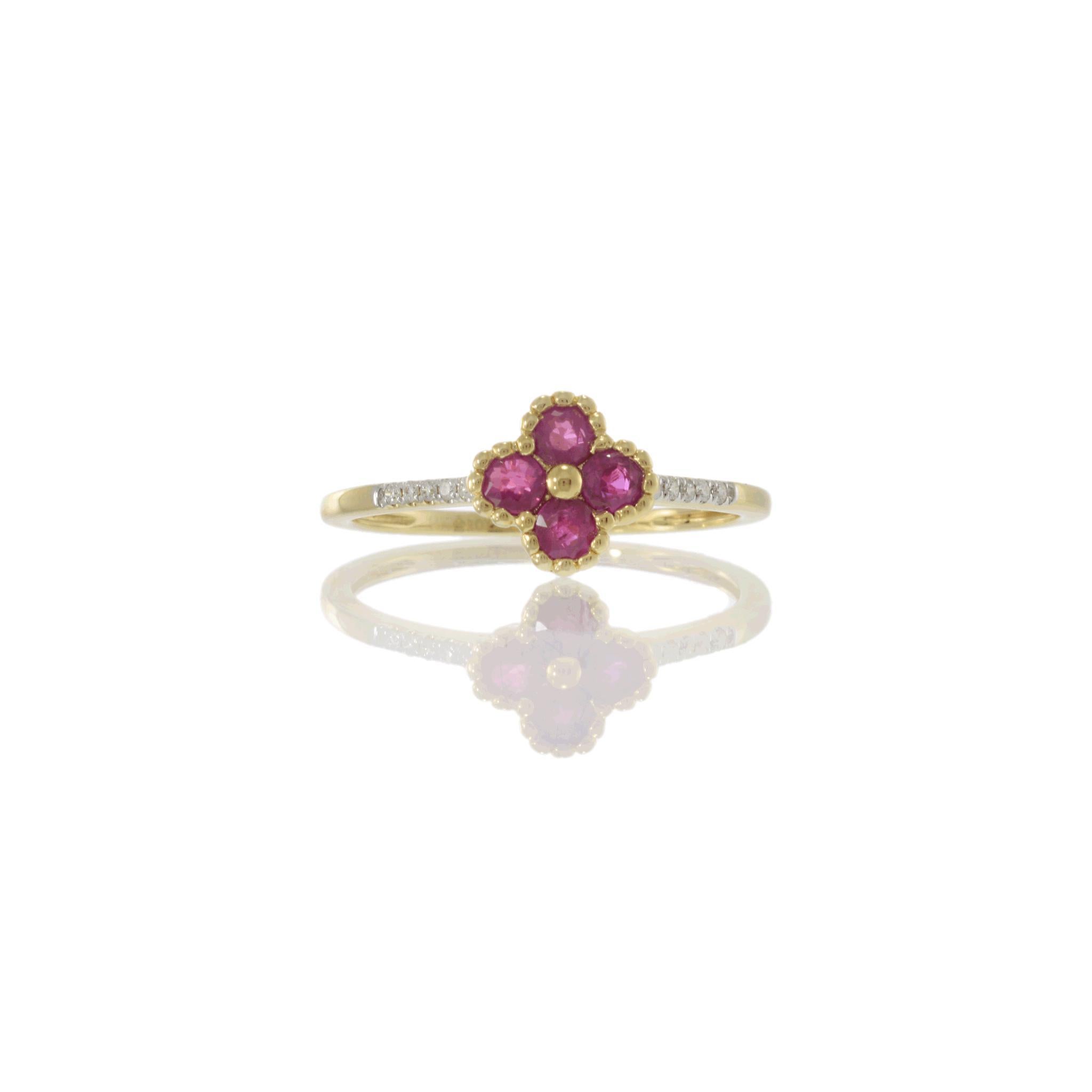 Round Cut 14KT Yellow Gold Ruby Clover Flower and Diamond Accent Ring For Sale