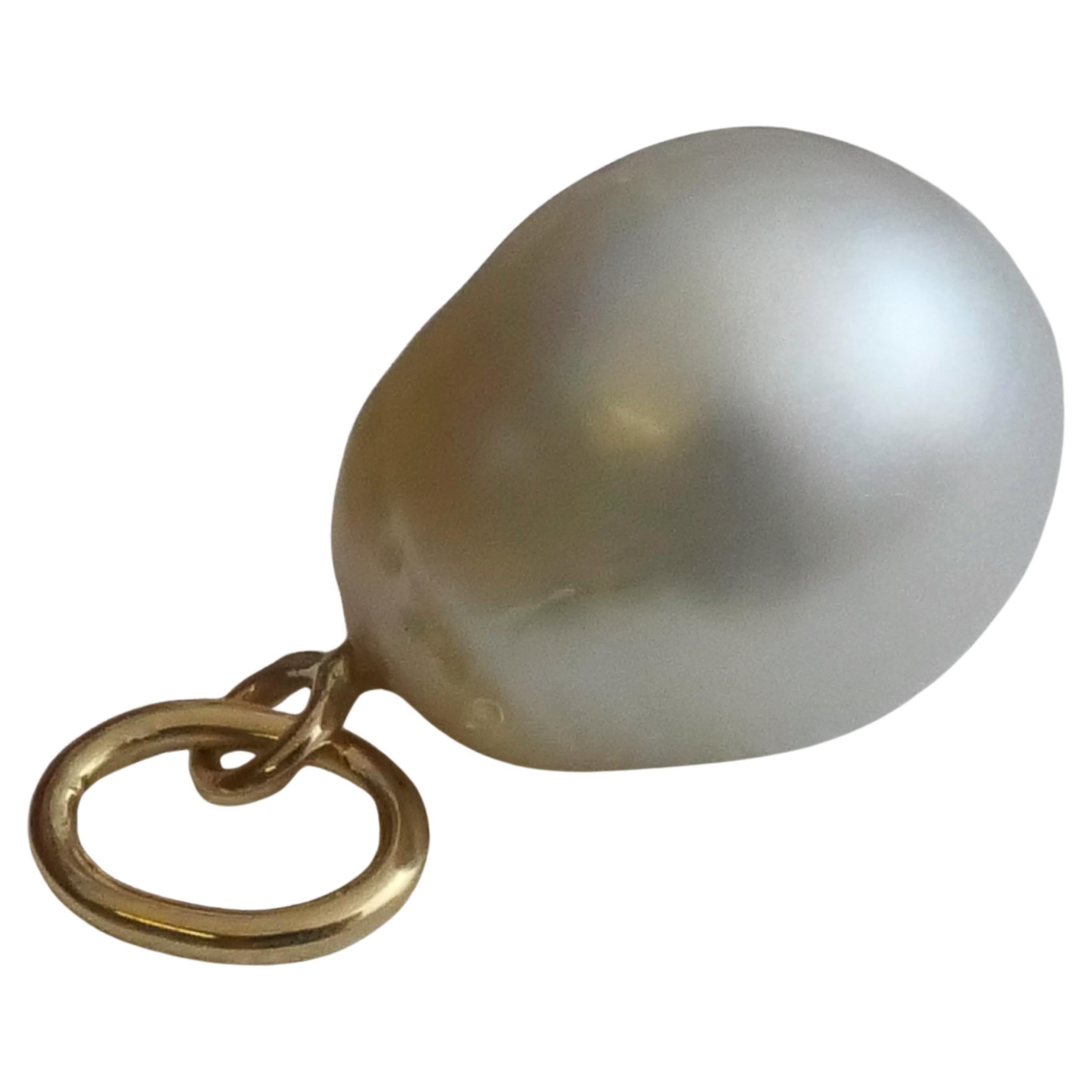 14kt Yellow Gold South Sea Pearl Pendant