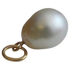 14kt Yellow Gold South Sea Pearl Pendant