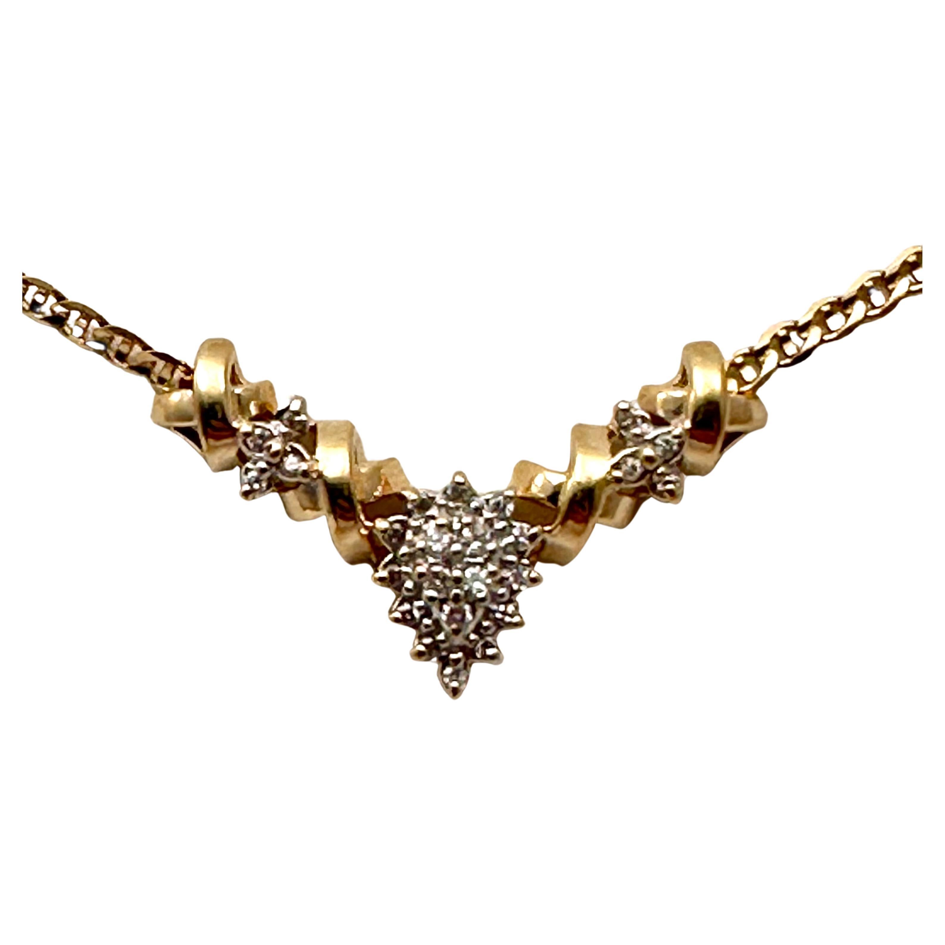 14kt Yellow Gold Sparkly Pear Shaped Cluster Diamond 18" Necklace For Sale