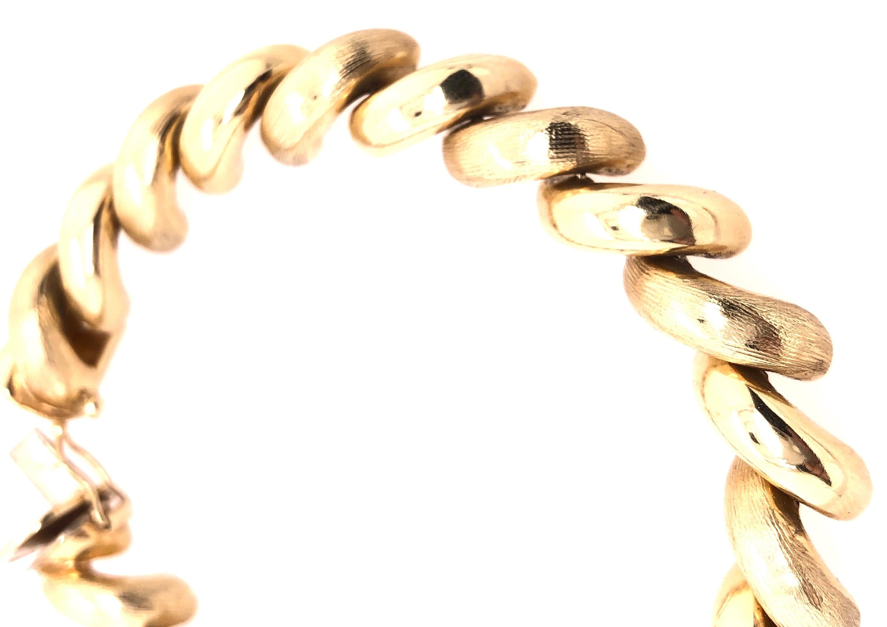 14 Karat Yellow Gold San Marco  Unisex Bracelet In Good Condition In Manhasset, NY