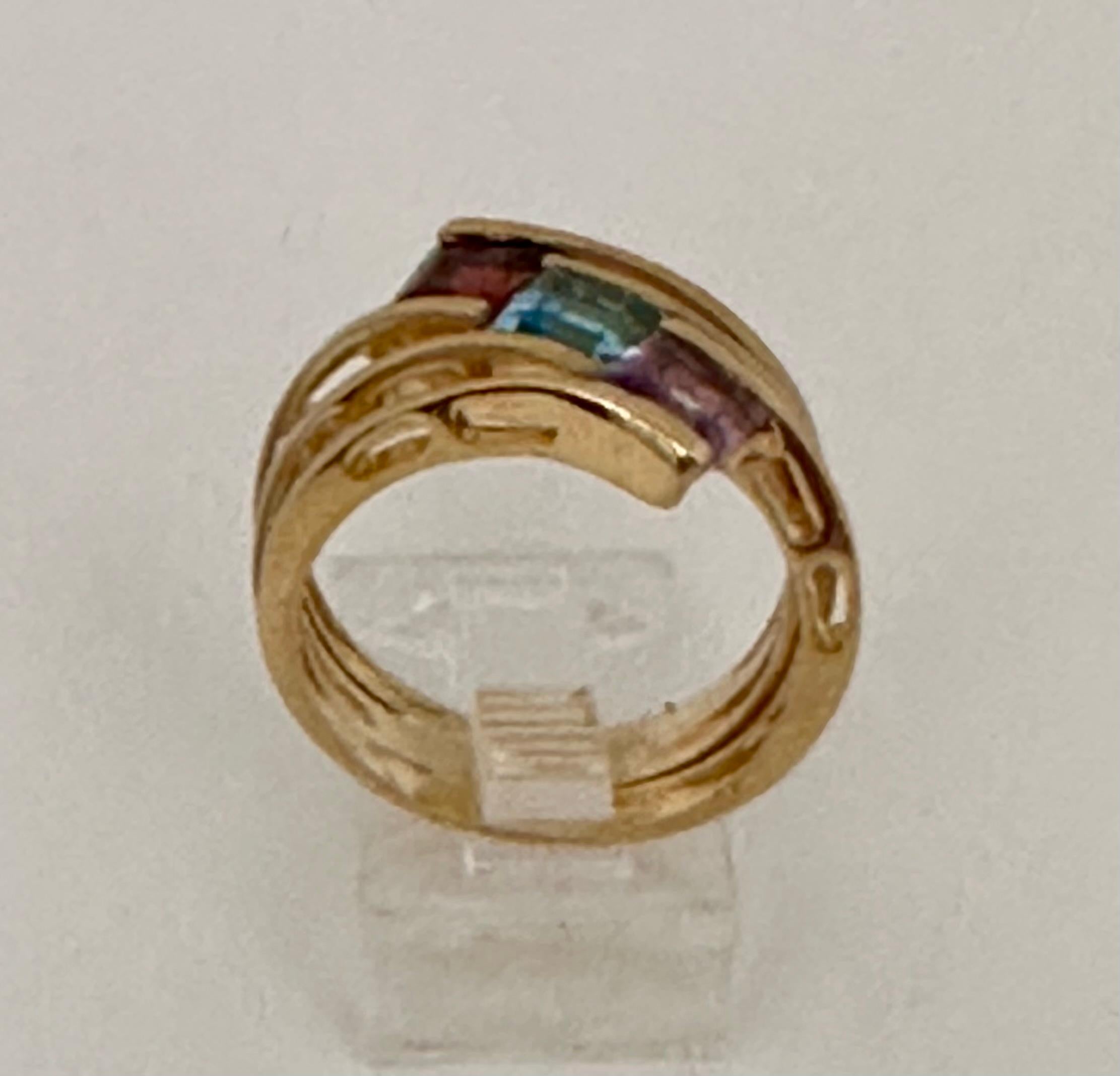 Women's 14kt Yellow Gold Square Cut Garnet Amethyst Blue Topaz 14mm Wide Band Ring Sz 7 For Sale