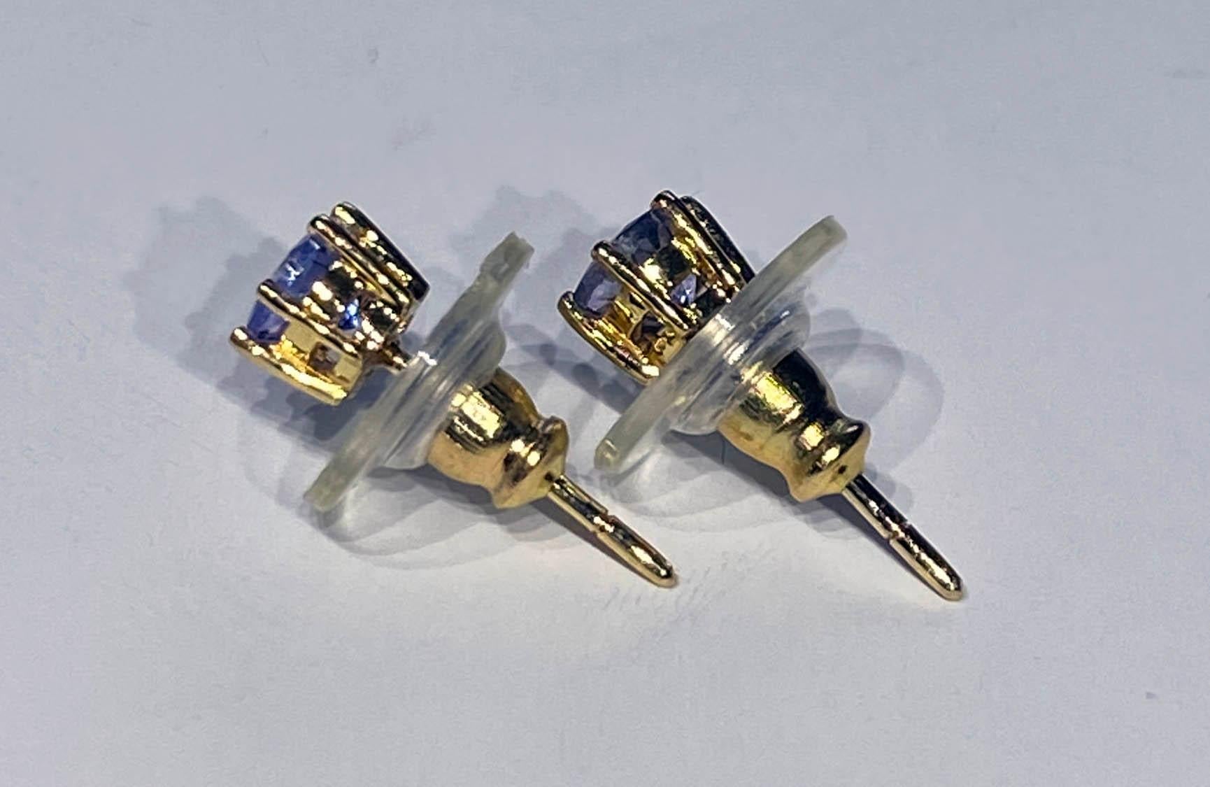 Tansanit-Ohrstecker aus 14kt Gelbgold im Angebot 7