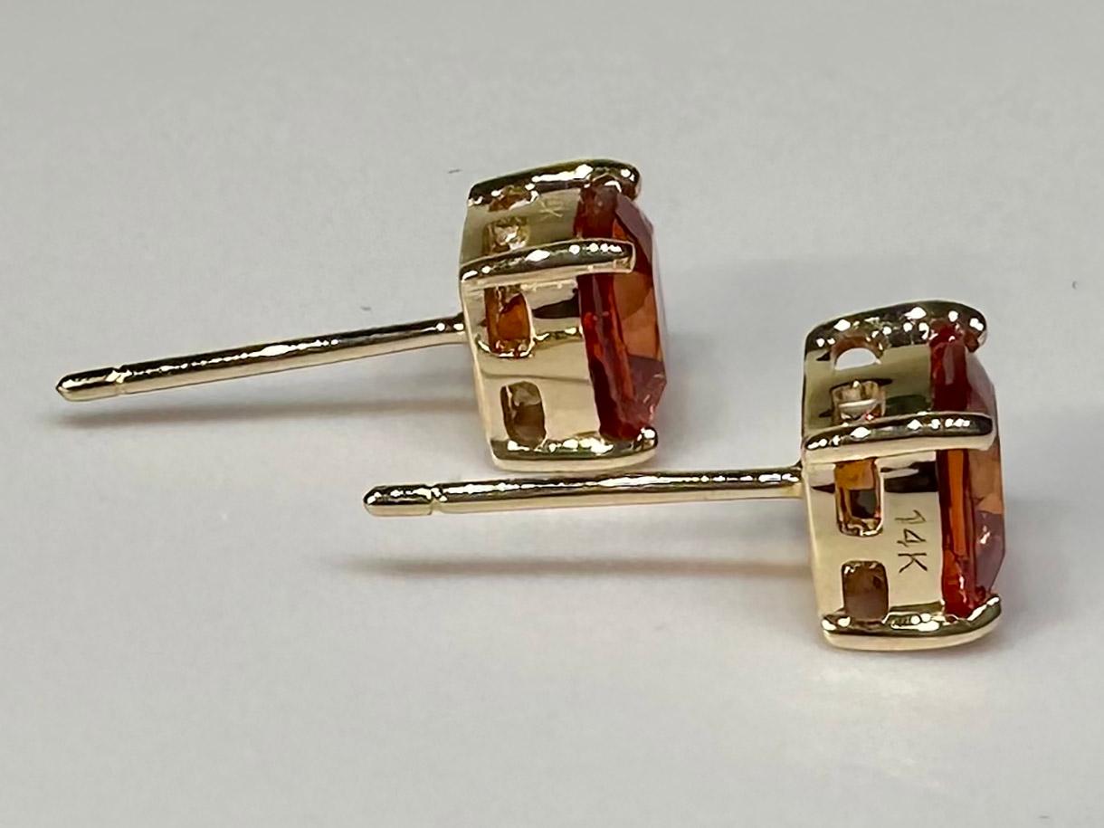 14kt Yellow Gold Stud Earrings with Orange Sapphires For Sale 3