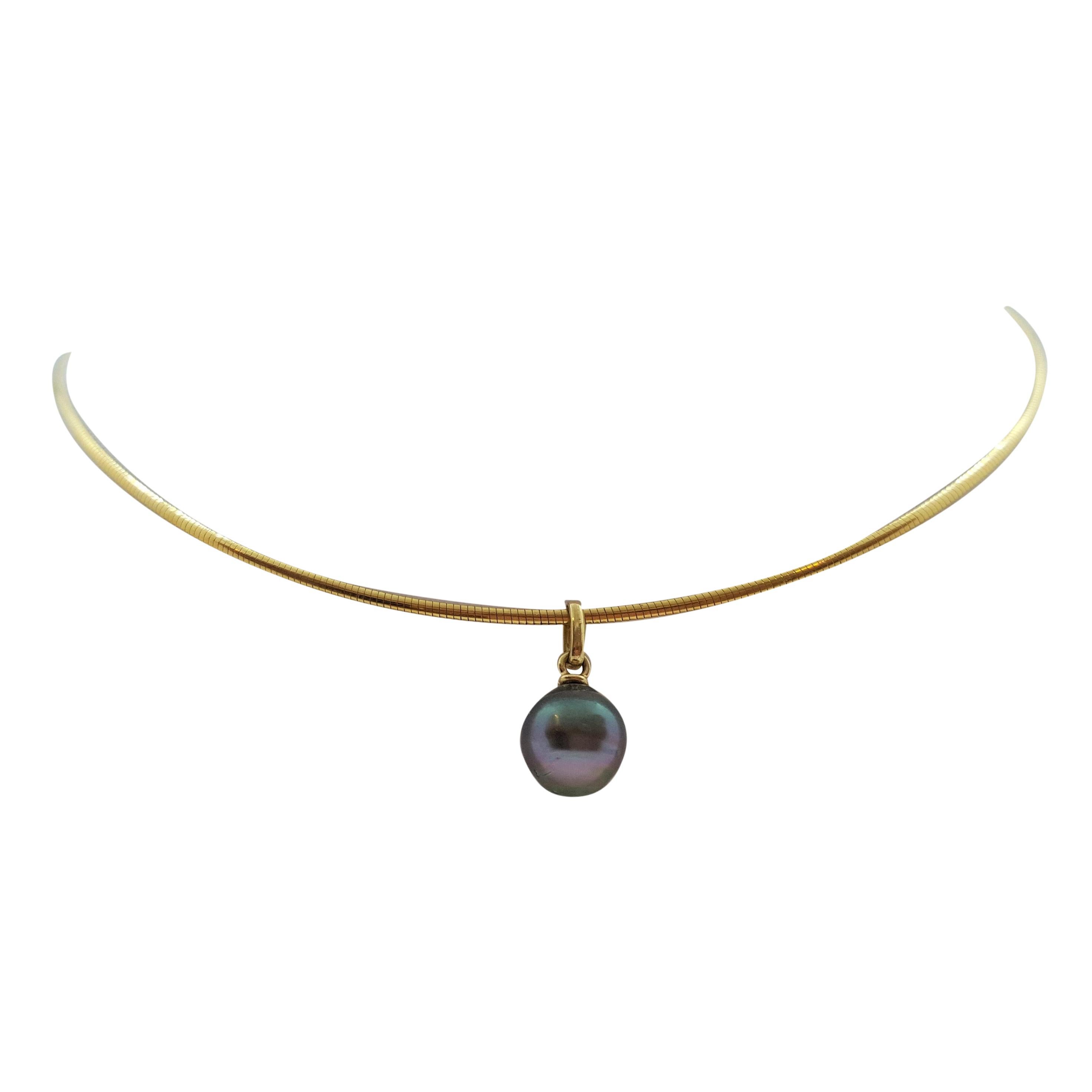14kt Yellow Gold Tahitian Pearl Pendant, Pearl, Peacock-Eggplant Color For Sale
